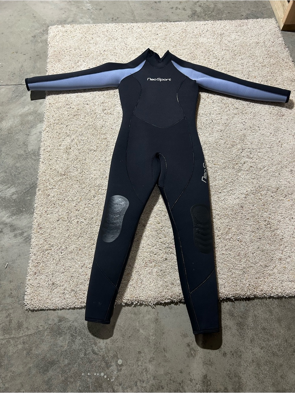 NeoSport Women’s 5mm Black & Blue Full-Length dive suit
